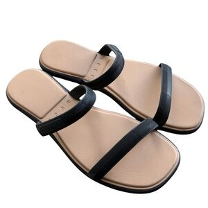 Reef water willow marina sandals size 8 black